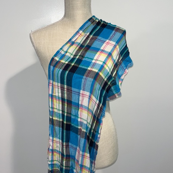 3/$20 - Lightweight Blue Plaid Scarf - Picture 4 of 6